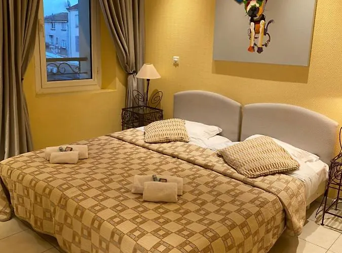 Apartamento Holiday *